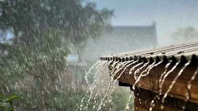 দেশে টানা ৫ দিন বজ্রবৃষ্টির পূর্বাভাস: শিলাবৃষ্টির শঙ্কা ও তাপমাত্রা পরিবর্তন