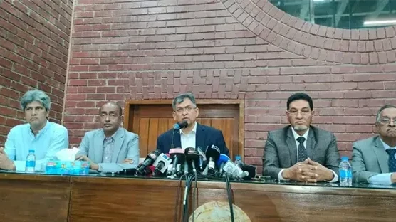 ডিসেম্বরের মধ্যে সংবিধান সংশোধনের চূড়ান্ত রিপোর্ট: স্বরাষ্ট্রমন্ত্রী
