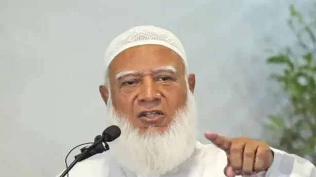 কোথায় আইনশৃঙ্খলা বাহিনী, মিরপুরে স্বাস্থ্যকেন্দ্রে ভাঙচুরে প্রশ্ন জামায়াত আমীরের