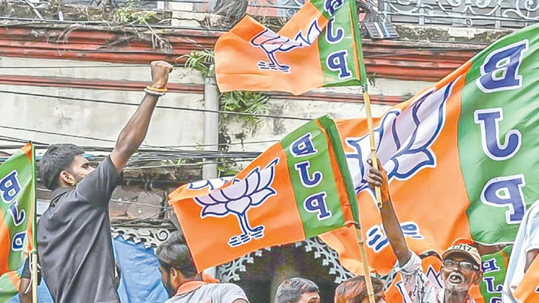 পশ্চিমবঙ্গে কি মুসলমান দলগুলোর জন্যই সহজ হচ্ছে বিজেপির পথ
