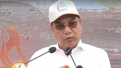 হযরত শাহজালাল আন্তর্জাতিক বিমানবন্দরে ‘এয়ারপোর্ট ফায়ার ইমার্জেন্সি এক্সারসাইজ ২০২৬’ মহড়া পরিদর্শন করছেন বিমানমন্ত্রী এম. রশিদুজ্জামান মিল্লাত।