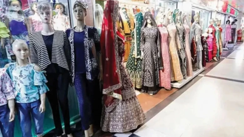 দুর্গাপূজায় রাত ১০টা পর্যন্ত খোলা থাকবে শপিংমল ও দোকানপাট