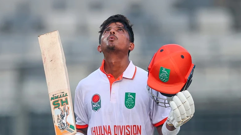 জাতীয় ক্রিকেট লিগে ব্যাট হাতে দুর্দান্ত পারফরম্যান্সের পর মার্শাল আইয়ুব।