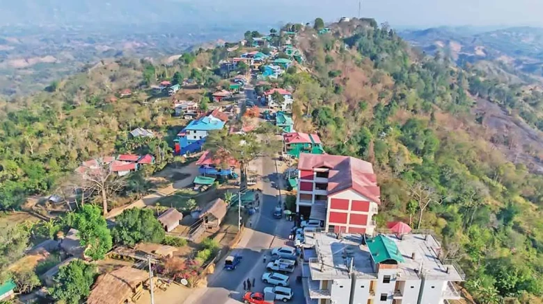 সাজেক পর্যটনকেন্দ্র সাময়িকভাবে বন্ধ ঘোষণা করেছে জেলা প্রশাসন।