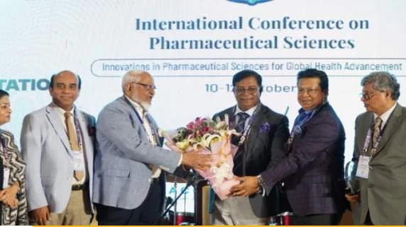 এনএসইউতে ফার্মাসিউটিক্যাল সায়েন্সেসের ২০ বছর পূর্তি ও আন্তর্জাতিক সম্মেলন শুরু