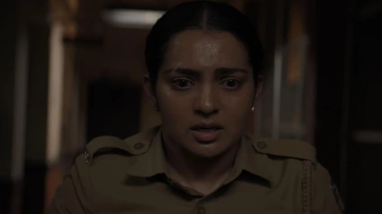 নেটফ্লিক্সে মুক্তি পেল মালায়ালি থ্রিলার প্রথমা দৃষ্টিয়া কুট্টাক্কার
