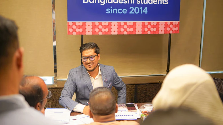 বিদেশে উচ্চশিক্ষায় এক যুগ ধরে শিক্ষার্থীদের পথ দেখাচ্ছে উইজডম এডুকেশন