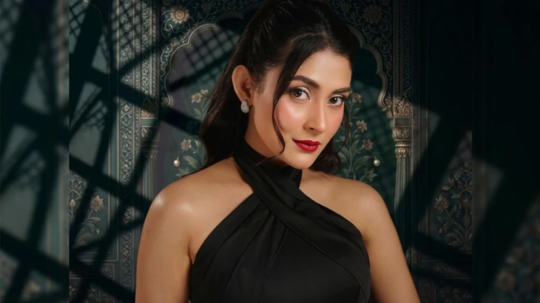 এআই দিয়ে ভুয়া কনটেন্ট ছড়ানো অপরাধ, মুখ খুললেন মেহজাবীন