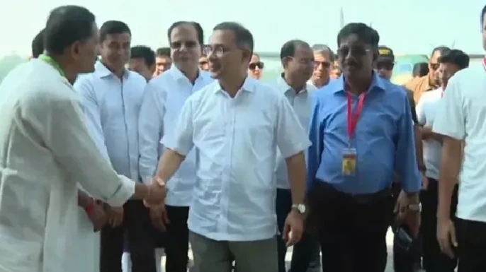 পূজামণ্ডপ পরিদর্শনে সৈয়দপুর পৌঁছালেন প্রধানমন্ত্রী তারেক রহমান