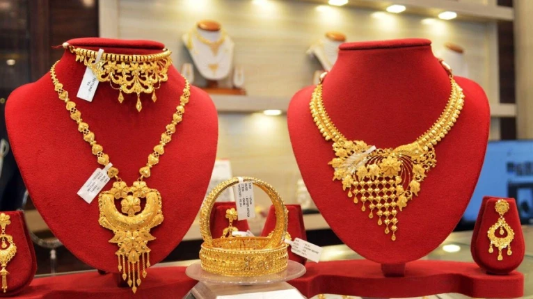 স্বর্ণের দোকান ও গহনার ফাইল ছবি