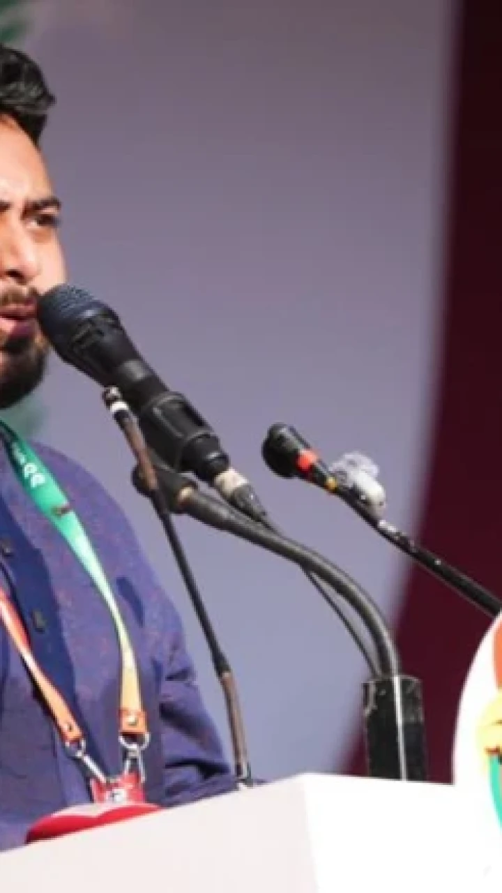 মানবাধিকার হরণের প্রক্রিয়া শেষ করেছে বিএনপি সরকার: নাহিদ ইসলাম